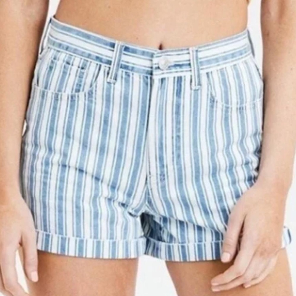 American Eagle Outfitters Blue and White Striped Jean Shorts size 0